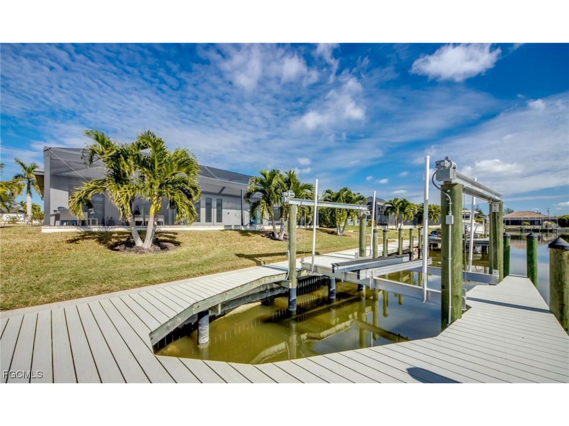 1808 SW 30th Terrace Cape Coral FL 33914 2026000811 image47