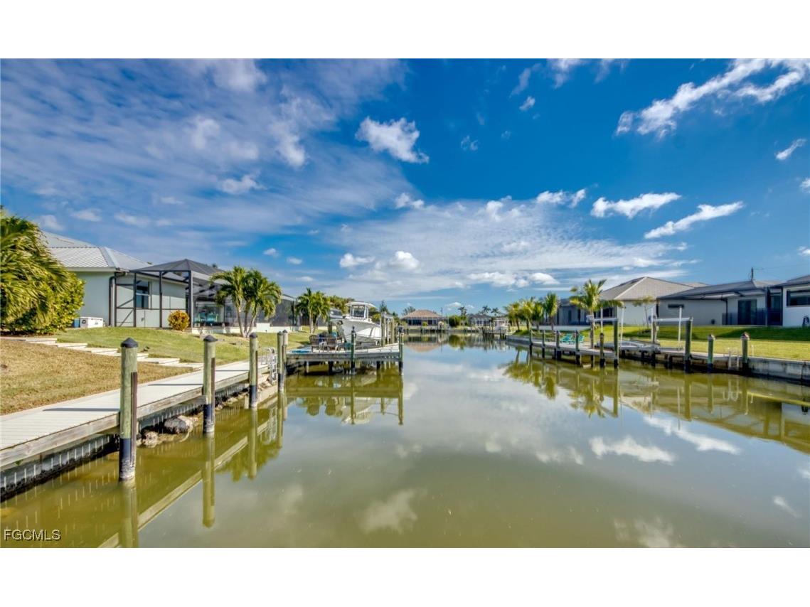 1808 SW 30th Terrace Cape Coral FL 33914 2026000811 image48