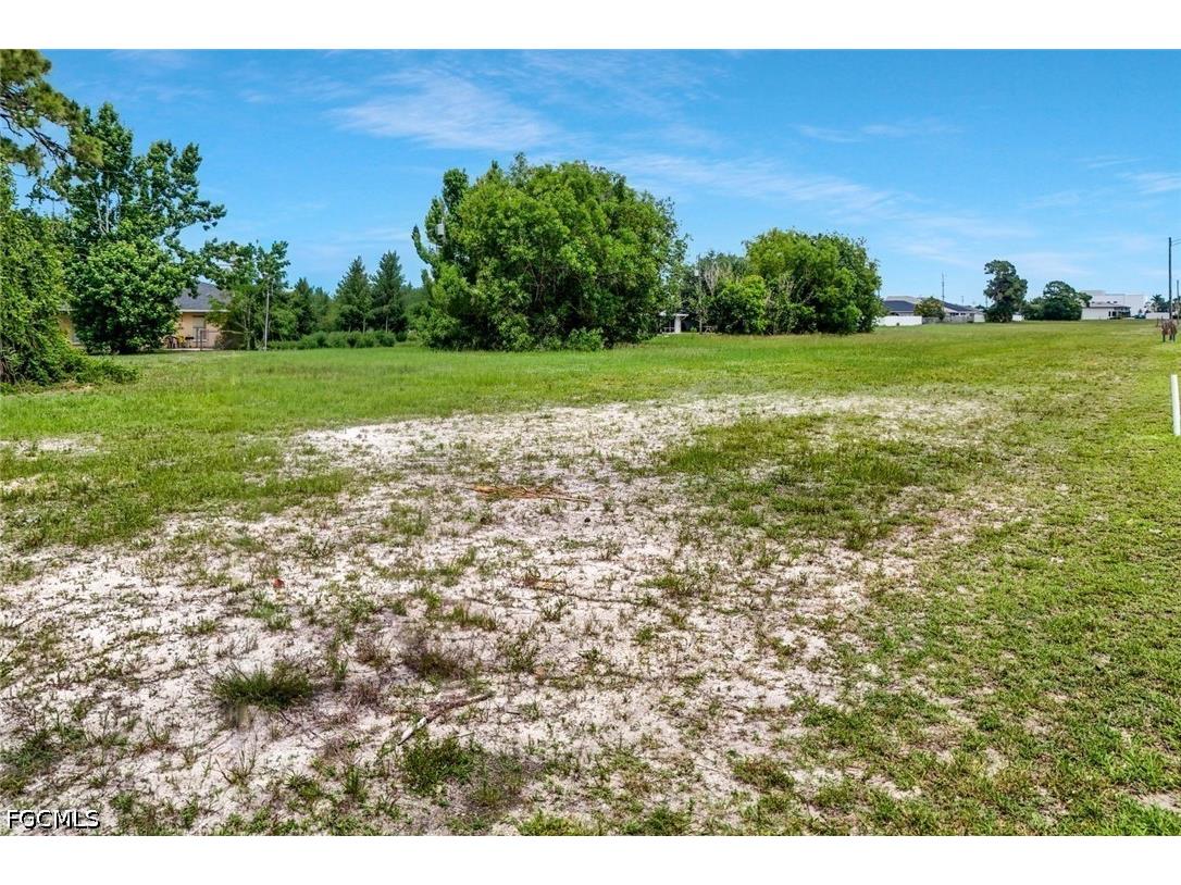 1808 Santa Barbara Boulevard Cape Coral FL 33991 2026015329 image5
