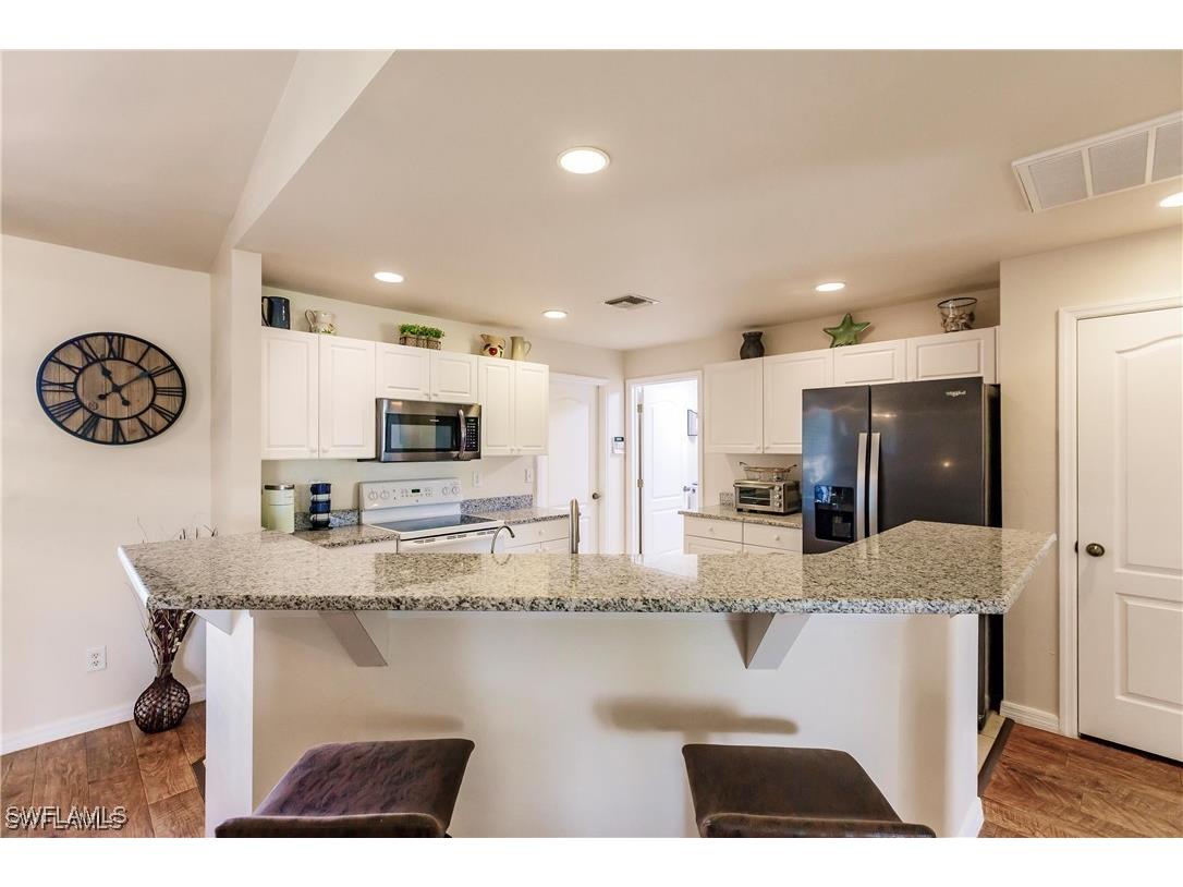 1809 NE 12th Place Cape Coral FL 33909 225070140 image10