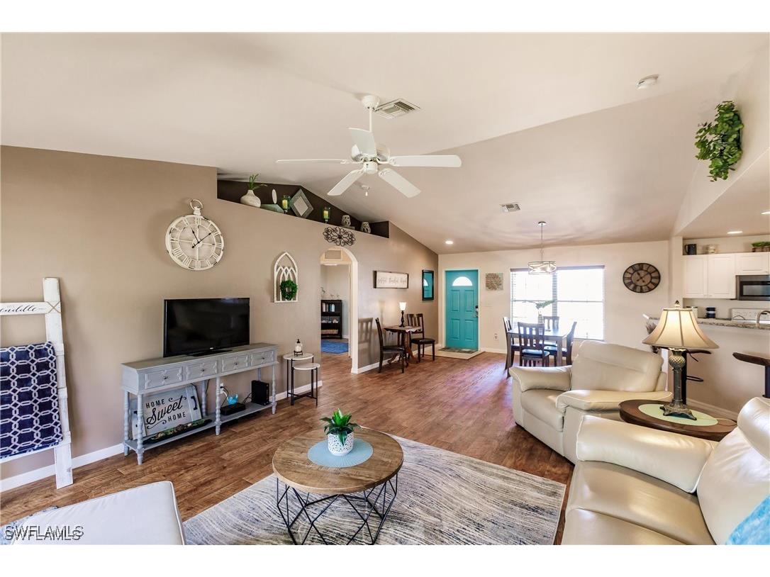 1809 NE 12th Place Cape Coral FL 33909 225070140 image4