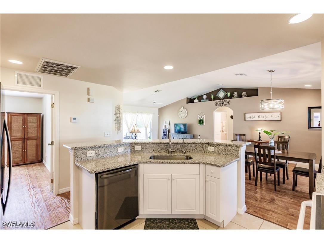 1809 NE 12th Place Cape Coral FL 33909 225070140 image9