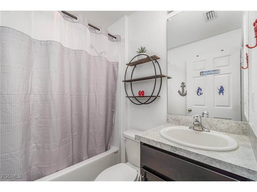 1809 NE 44th Terrace Cape Coral FL 33909 2025018813 image16