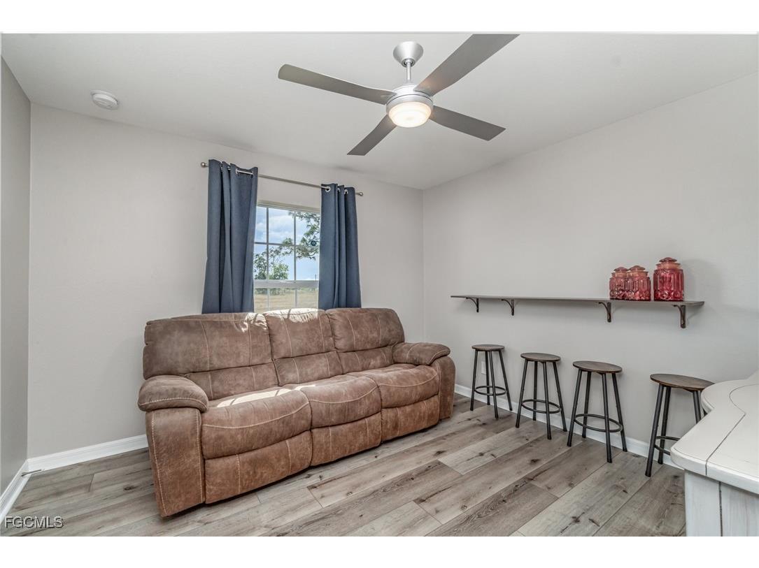 1809 NE 44th Terrace Cape Coral FL 33909 2025018813 image17