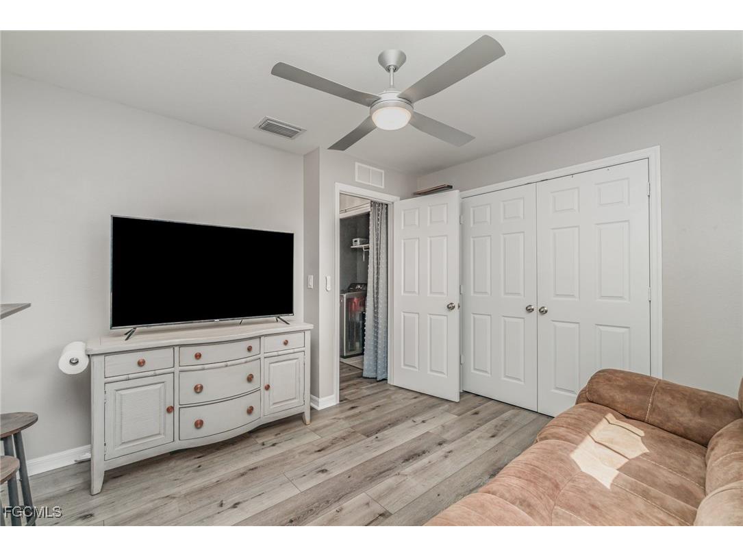 1809 NE 44th Terrace Cape Coral FL 33909 2025018813 image18