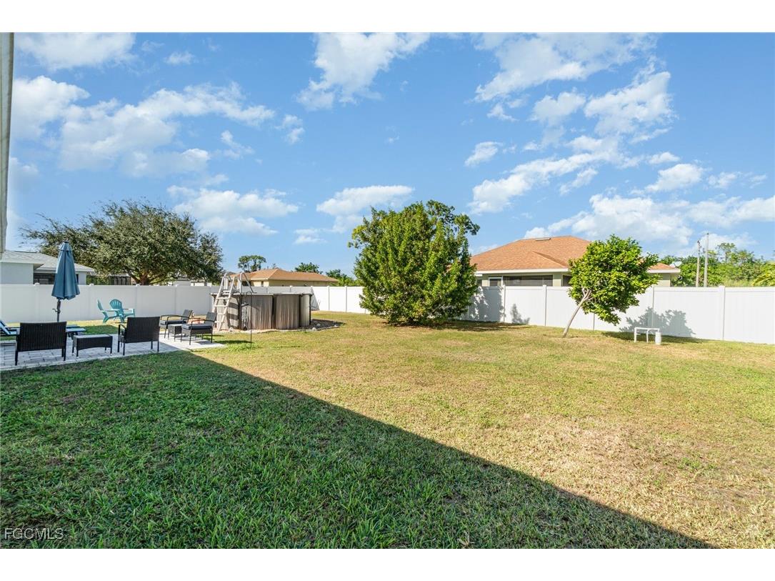 1809 NE 44th Terrace Cape Coral FL 33909 2025018813 image22