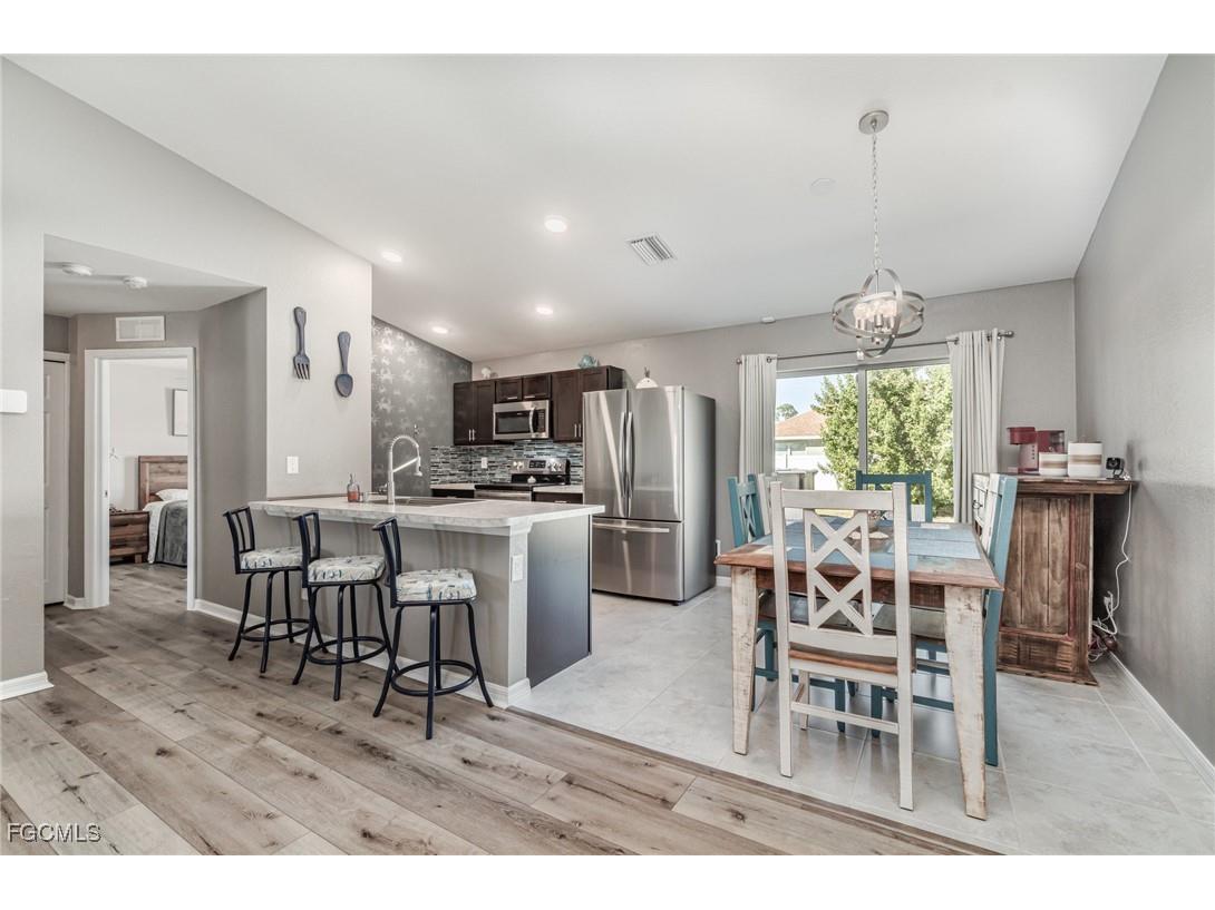 1809 NE 44th Terrace Cape Coral FL 33909 2025018813 image5