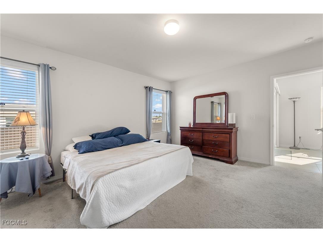 1809 NE 5th Court Cape Coral FL 33909 2025026120 image19