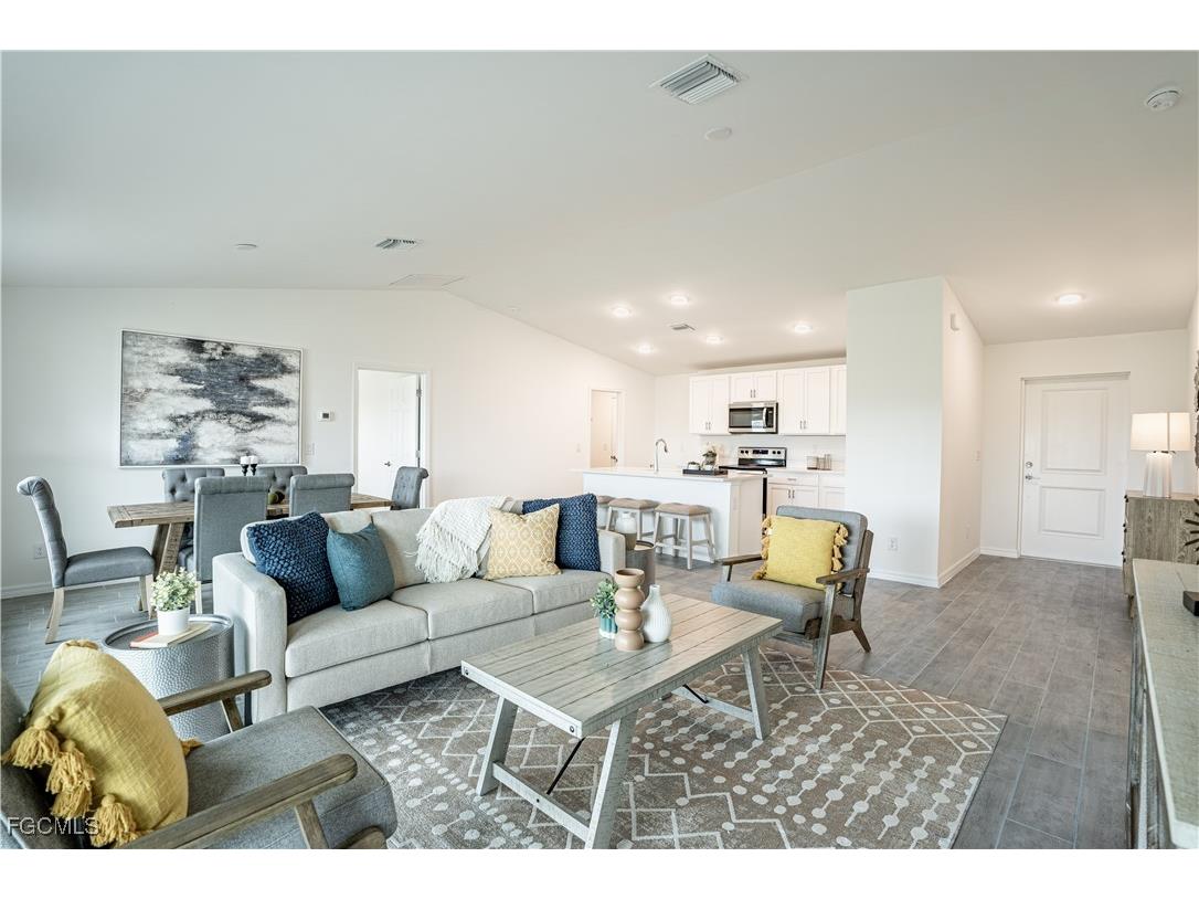 1809 NW 6th Avenue Cape Coral FL 33993 2025013895 image4