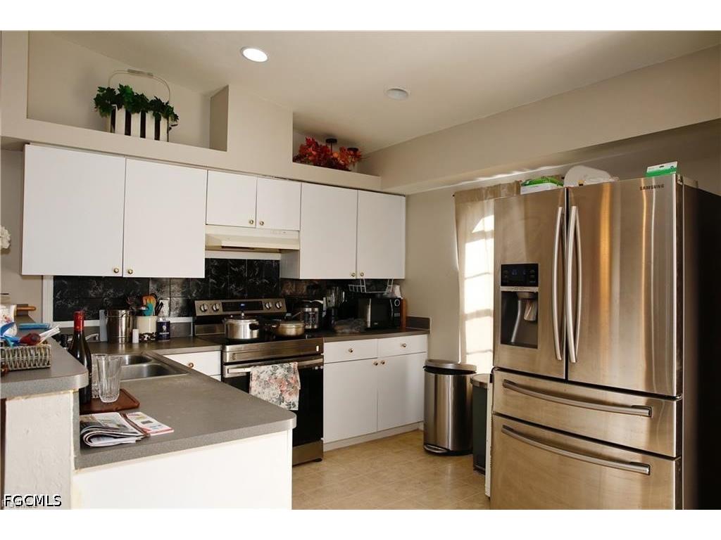 1809 SW Santa Barbara Place Cape Coral FL 33991 2026021557 image3