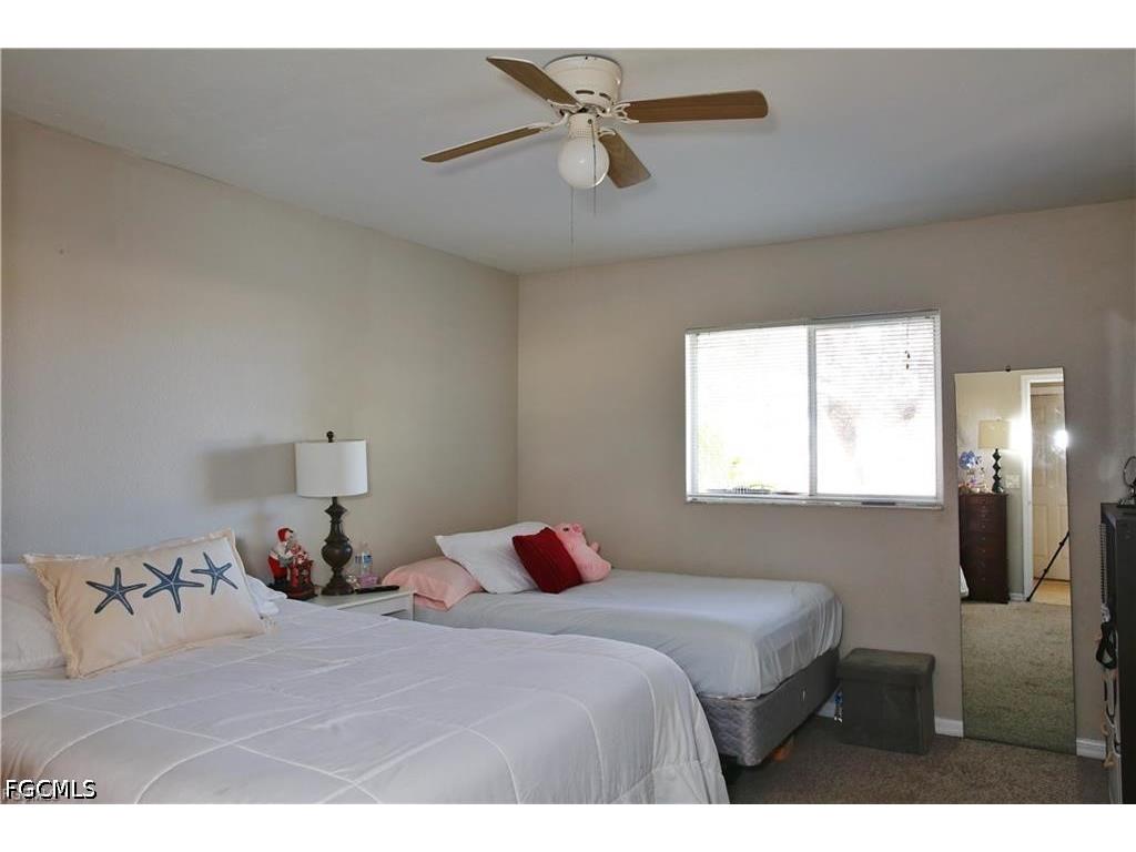 1809 SW Santa Barbara Place Cape Coral FL 33991 2026021557 image6