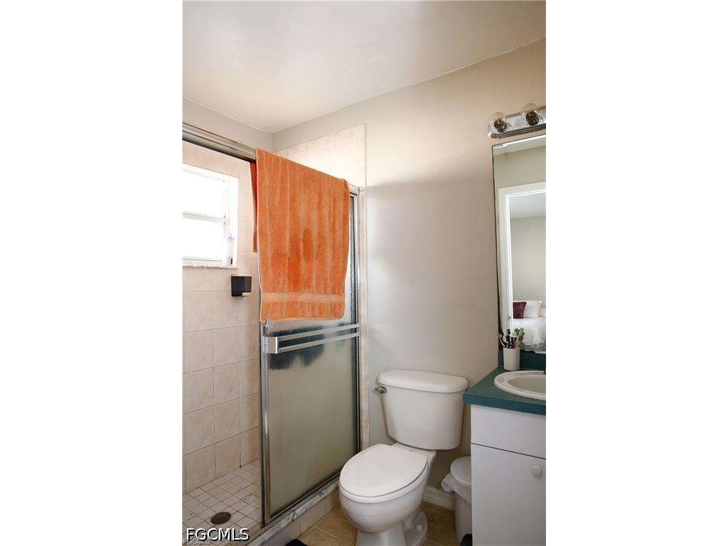 1809 SW Santa Barbara Place Cape Coral FL 33991 2026021557 image7