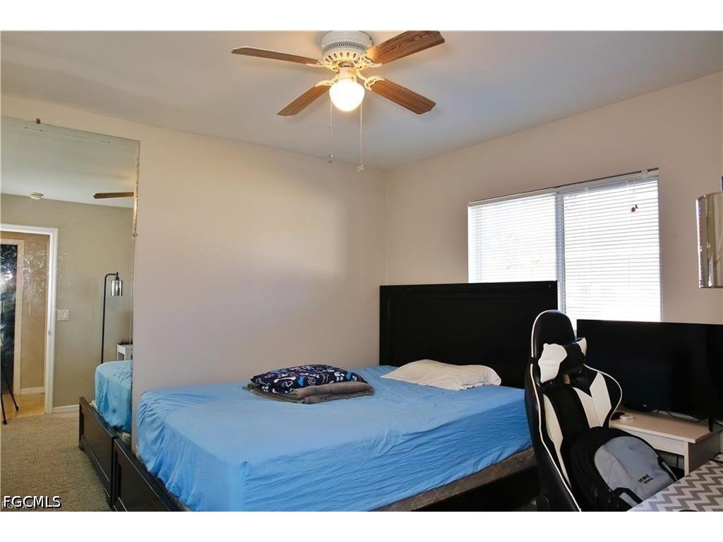 1809 SW Santa Barbara Place Cape Coral FL 33991 2026021557 image8