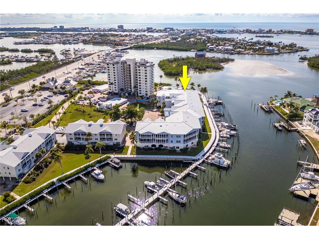 18092 San Carlos Boulevard #915 Fort Myers Beach FL 33931 2025026377 image1
