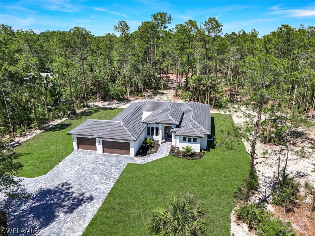 181 18th Avenue NW Naples FL 34120 223090655 image1