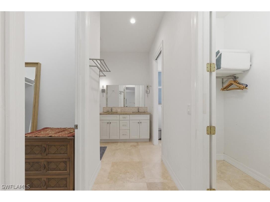 181 35th Avenue NE Naples FL 34120 226010802 image19