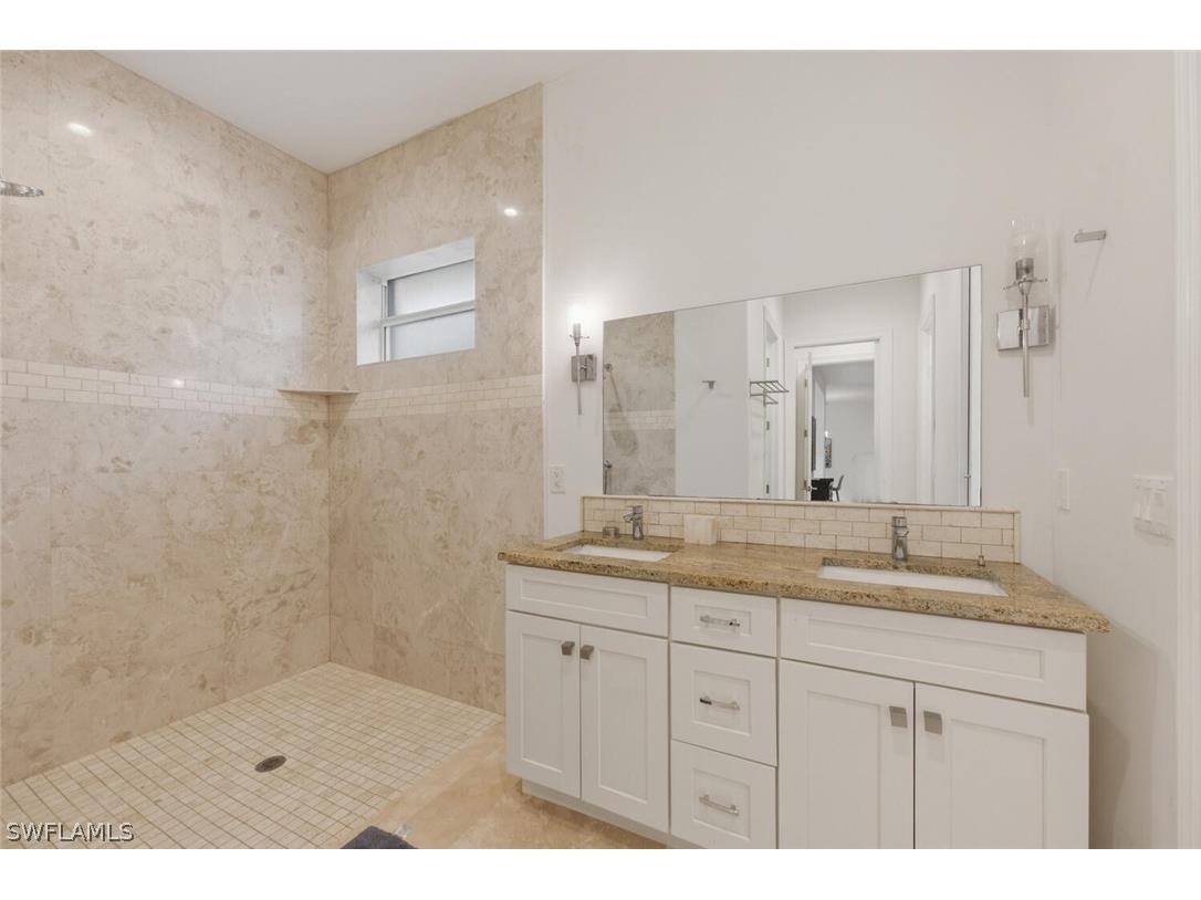 181 35th Avenue NE Naples FL 34120 226010802 image20