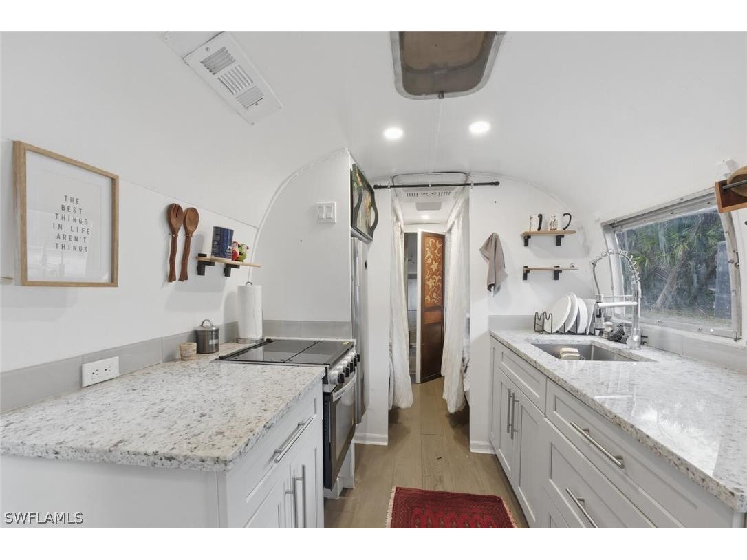 181 35th Avenue NE Naples FL 34120 226010802 image41