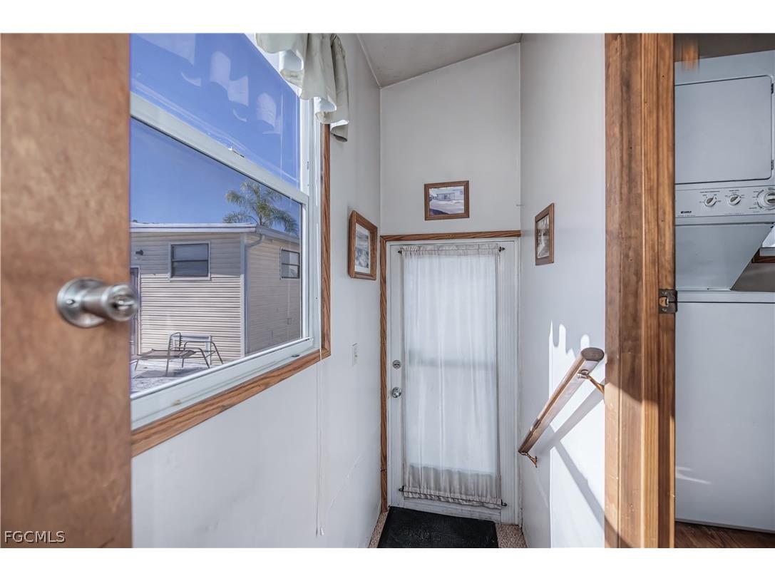 181 Caravan Circle North Fort Myers FL 33903 2026007298 image14