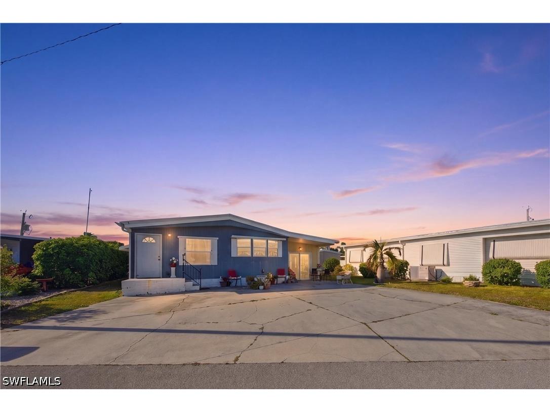 181 Chisholm Trail North Fort Myers FL 33917 226017412 image1