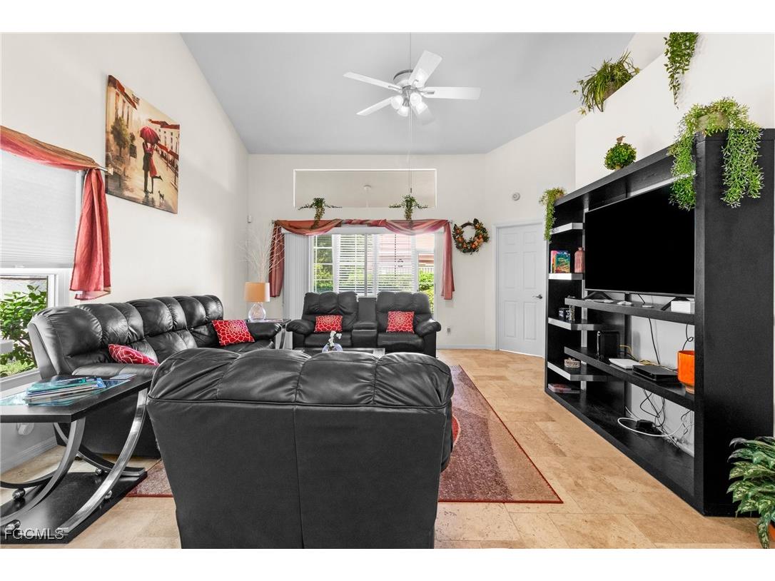 181 Napa Ridge Road E #35 Naples FL 34119 2025006008 image7