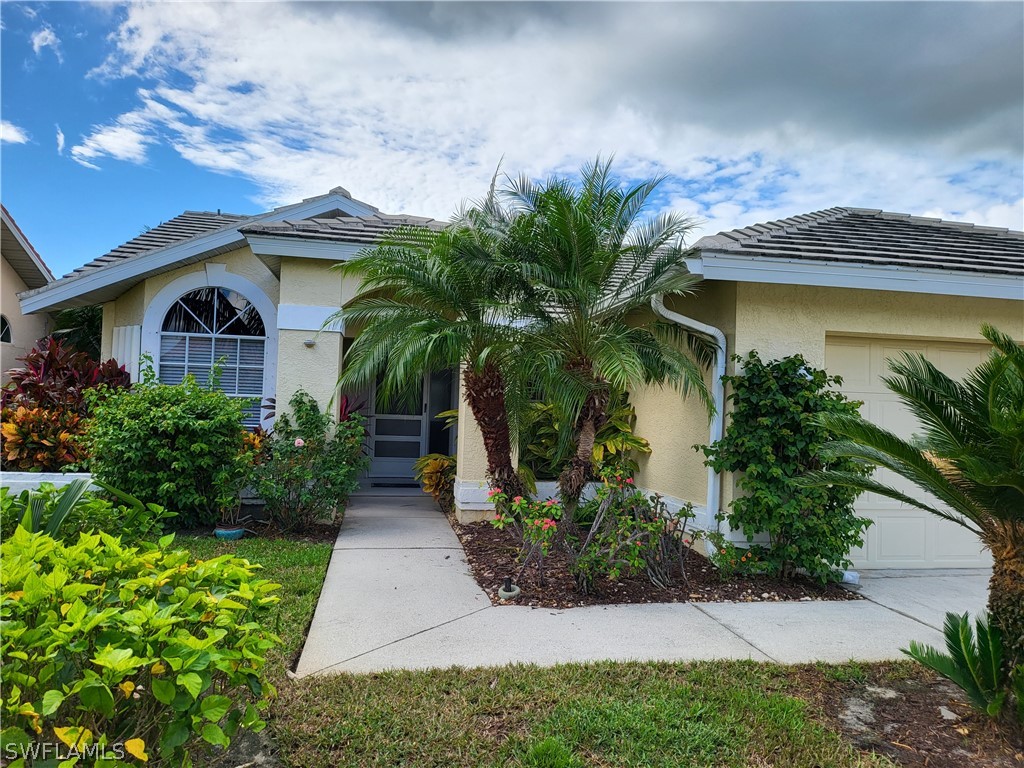 181 Saint James Way Naples FL 34104 222083900 image1
