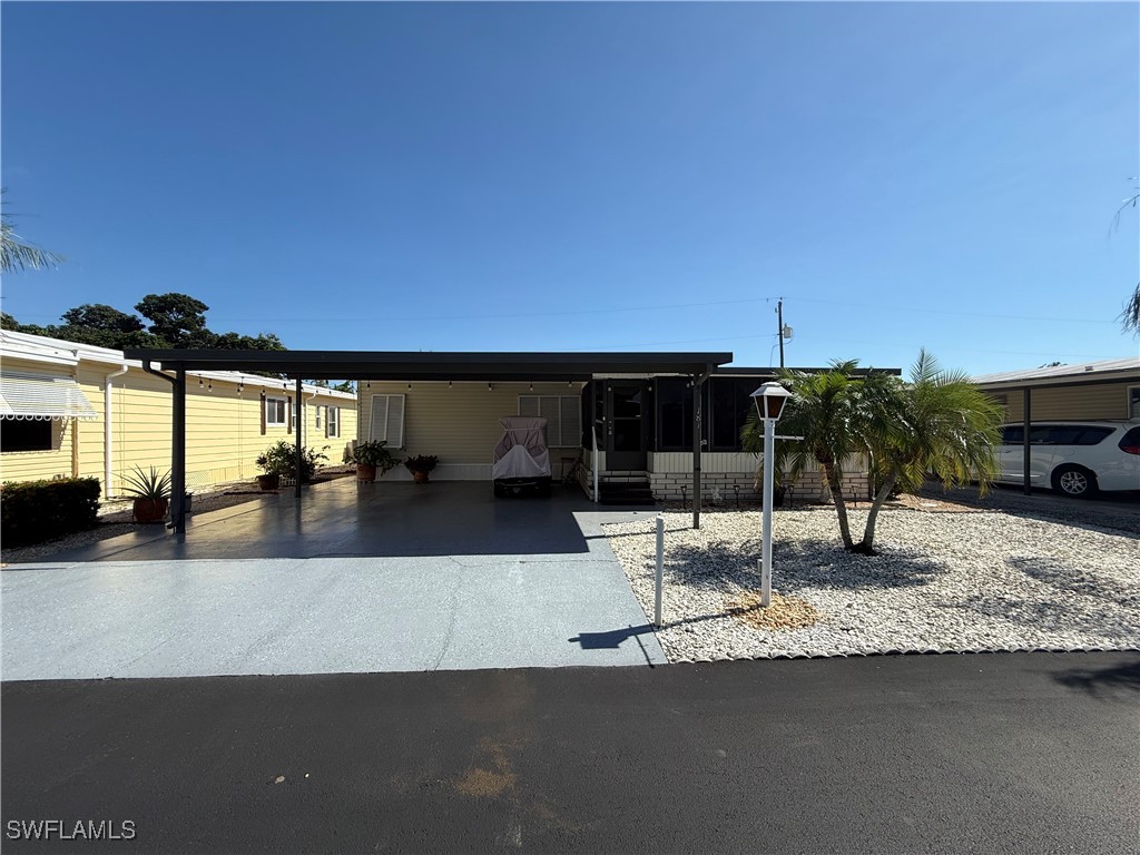 181 Sand Drive #181 Naples FL 34104 225077546 image1