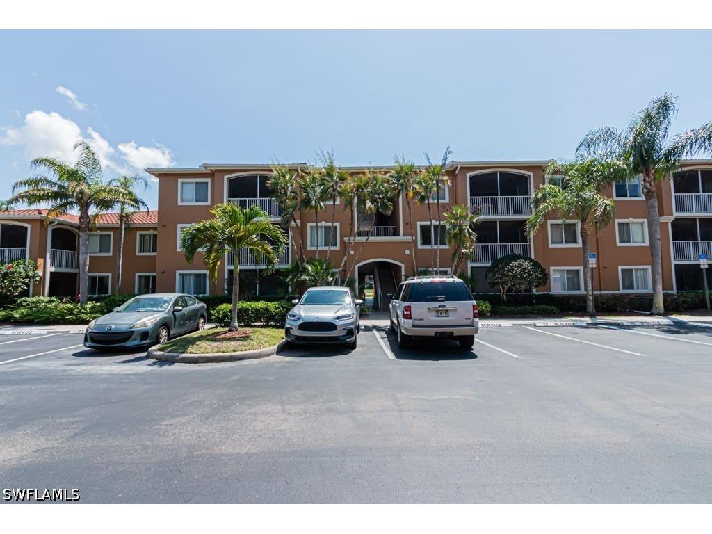 1810 Florida Club Circle #1204 Naples FL 34112 226018666 image3