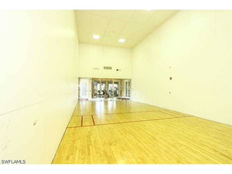1810 Florida Club Circle #1204 Naples FL 34112 226018666 image33