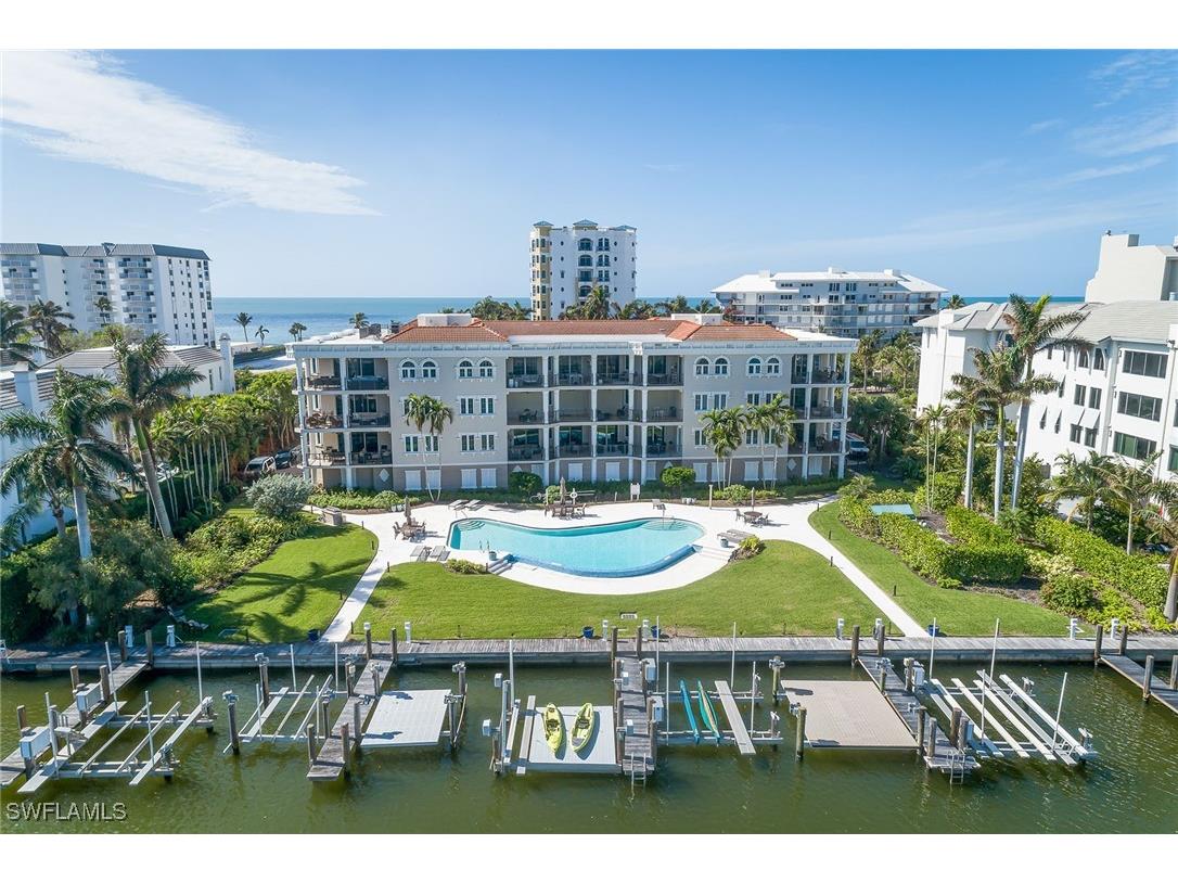 1810 Gulf Shore Boulevard N #404 Naples FL 34102 225003681 image1