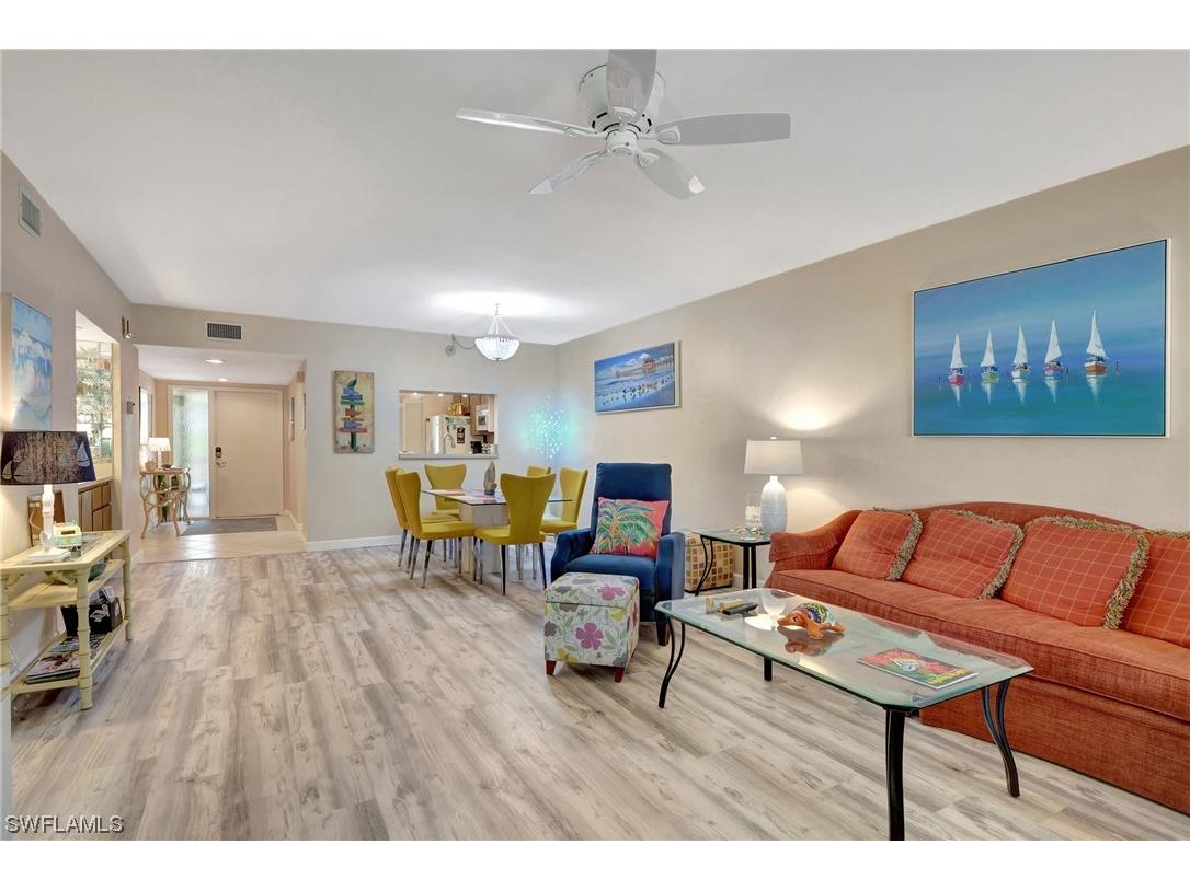 1810 Kings Lake Boulevard #103 Naples FL 34112 223037018 image1