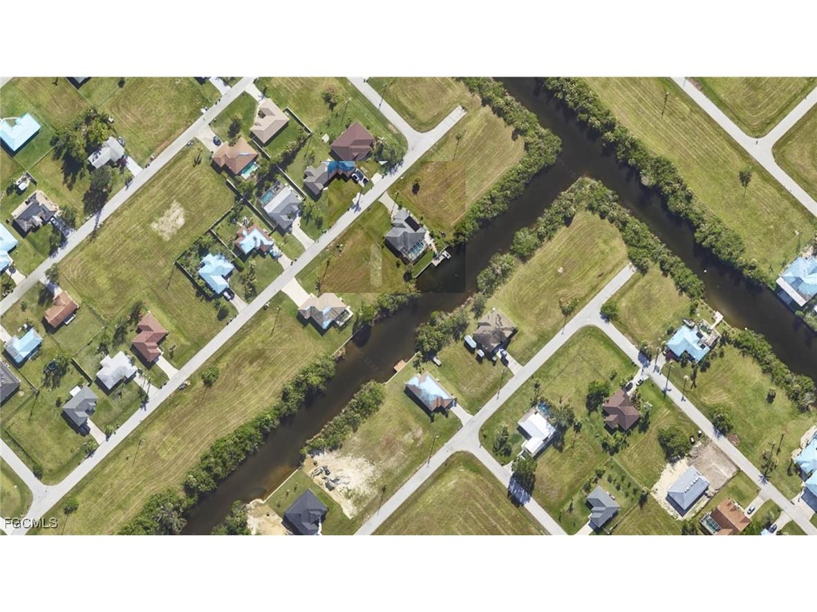 1810 NE 21st Place Cape Coral FL 33909 2025023034 image3