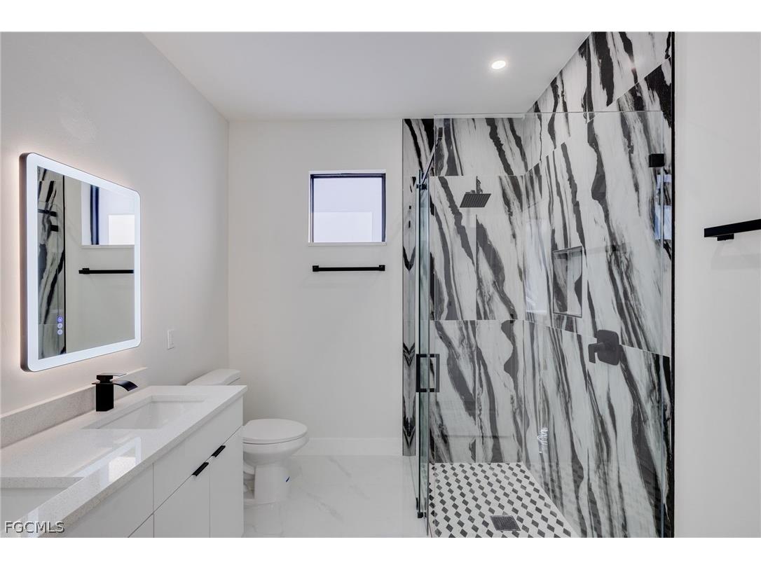 1810 NE 6th Place Cape Coral FL 33909 2026008660 image10