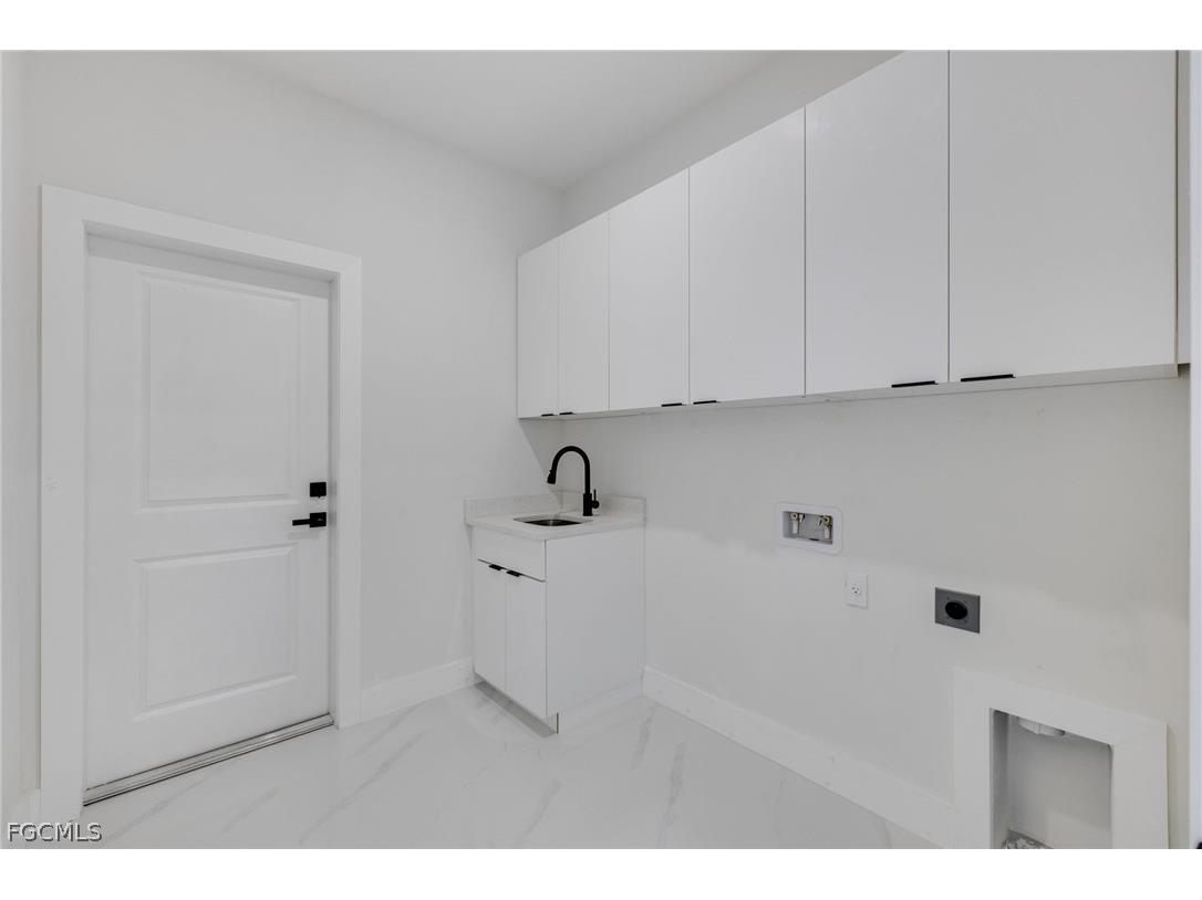 1810 NE 6th Place Cape Coral FL 33909 2026008660 image17