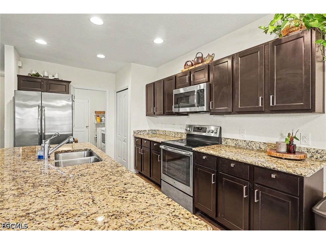 1810 NW 13th Street Cape Coral FL 33993 2026023509 image15