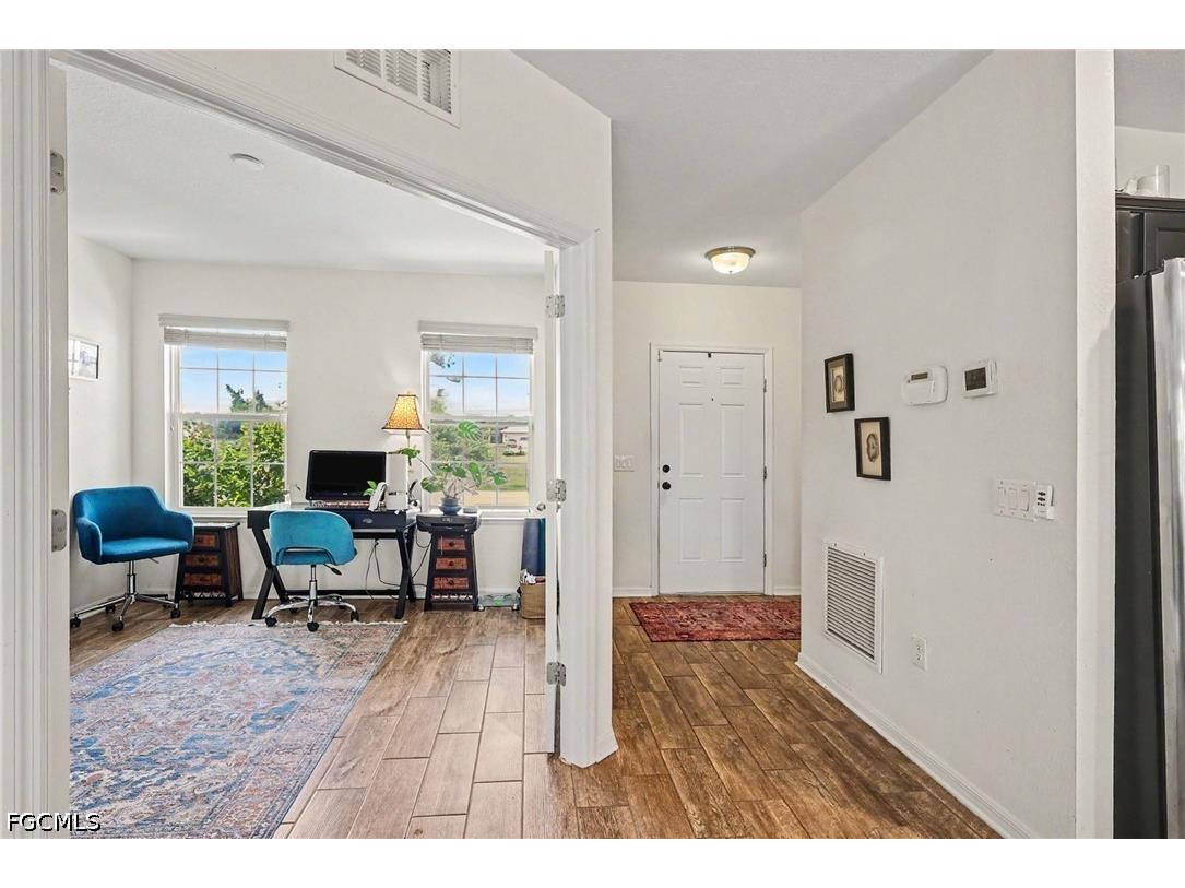 1810 NW 13th Street Cape Coral FL 33993 2026023509 image8