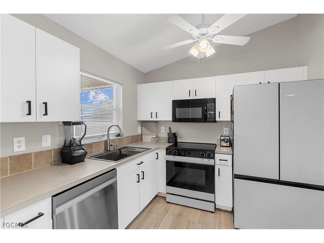1810 SW 22nd Street Cape Coral FL 33991 2026009600 image11