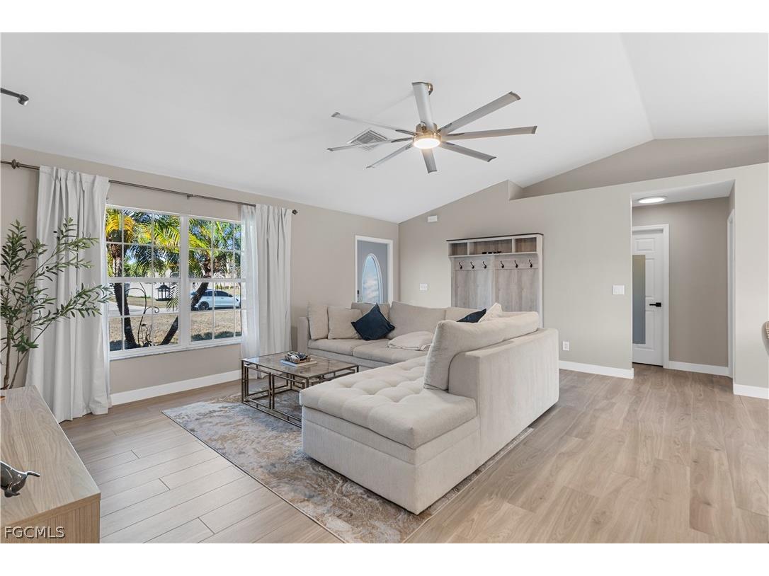 1810 SW 22nd Street Cape Coral FL 33991 2026009600 image17