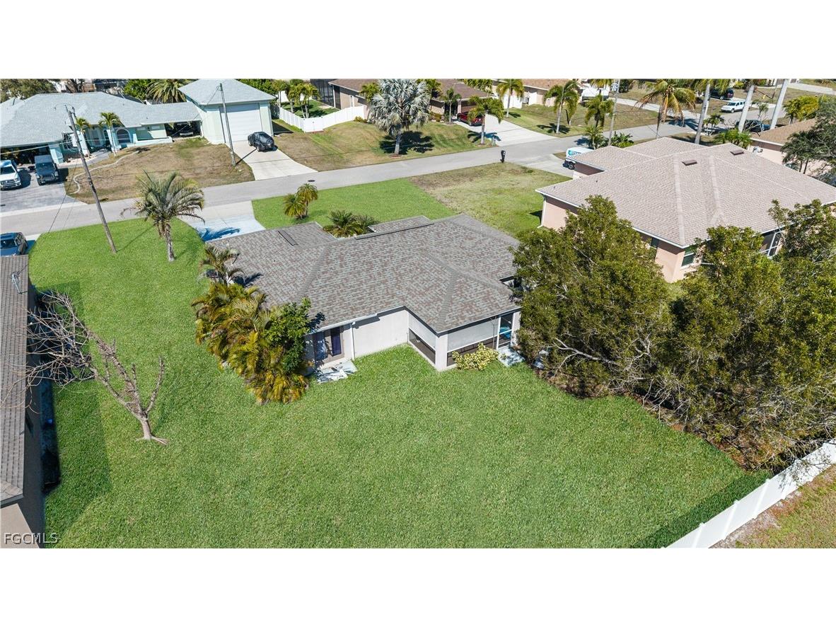 1810 SW 22nd Street Cape Coral FL 33991 2026009600 image3