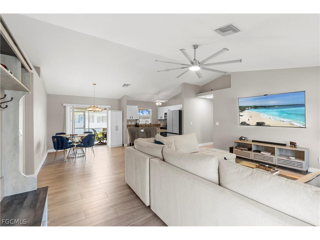 1810 SW 22nd Street Cape Coral FL 33991 2026009600 image5