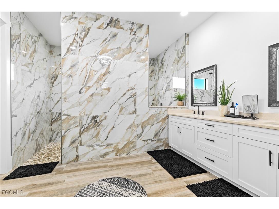 1810 SW 42nd Street Cape Coral FL 33914 2025023770 image23