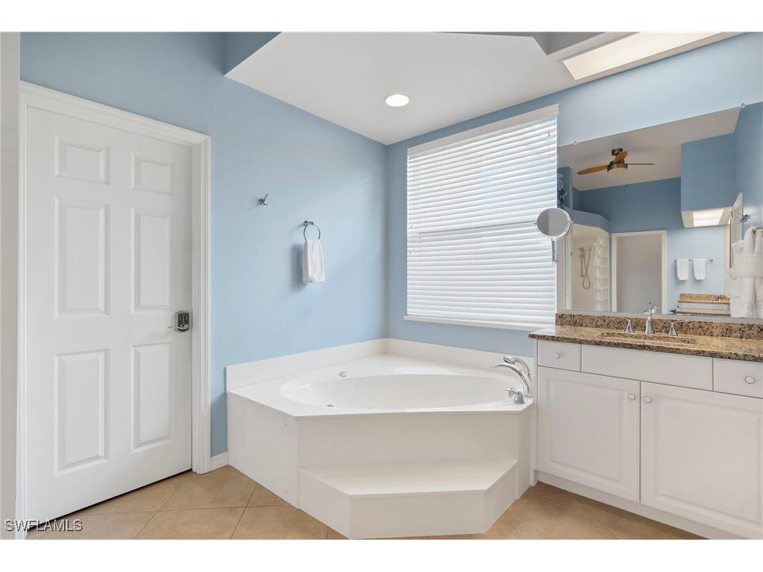 1811 SE 37th Terrace Cape Coral FL 33904 225059786 image12