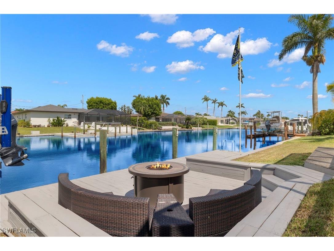 1811 SE 37th Terrace Cape Coral FL 33904 225059786 image2