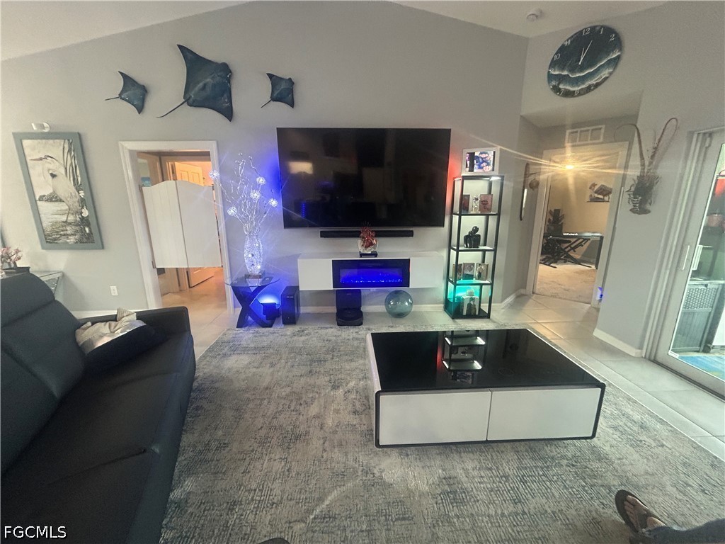 1811 SW 3rd Terrace Cape Coral FL 33991 2026023517 image13