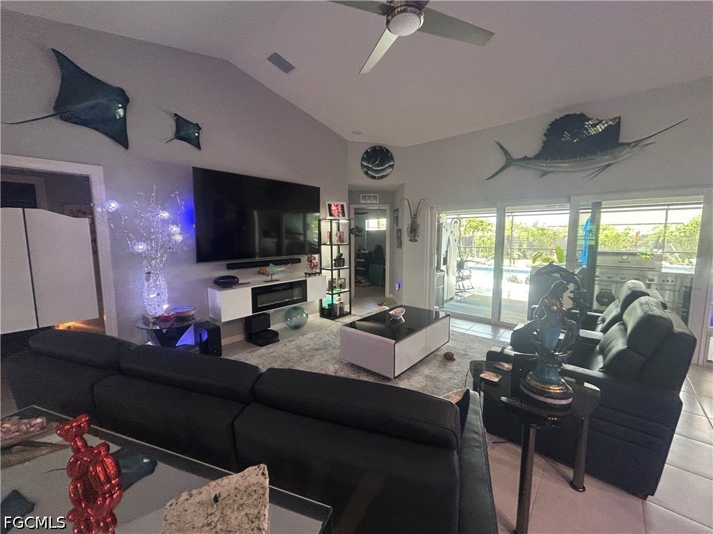 1811 SW 3rd Terrace Cape Coral FL 33991 2026023517 image3
