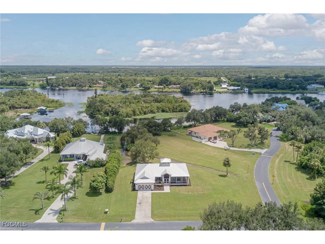 18111 Riverchase Court Alva FL 33920 2025006539 image2
