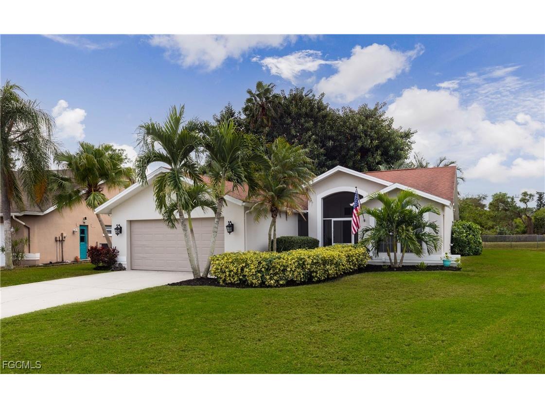 18112 Horseshoe Bay Circle Fort Myers FL 33967 2025024185 image1