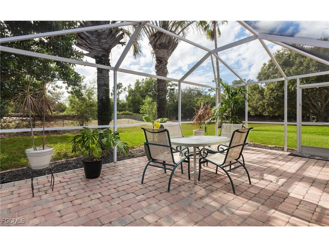 18112 Horseshoe Bay Circle Fort Myers FL 33967 2025024185 image23