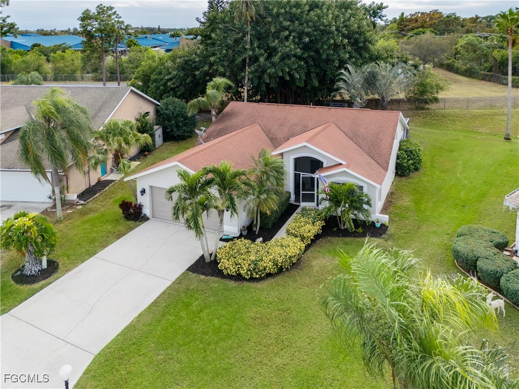 18112 Horseshoe Bay Circle Fort Myers FL 33967 2025024185 image4