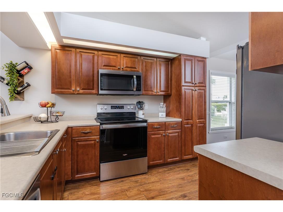 18112 Horseshoe Bay Circle Fort Myers FL 33967 2025024185 image9